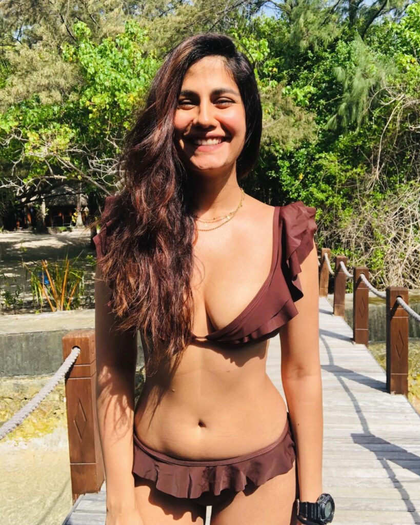 Shreya Dhanwanthary Bikini Pictures
