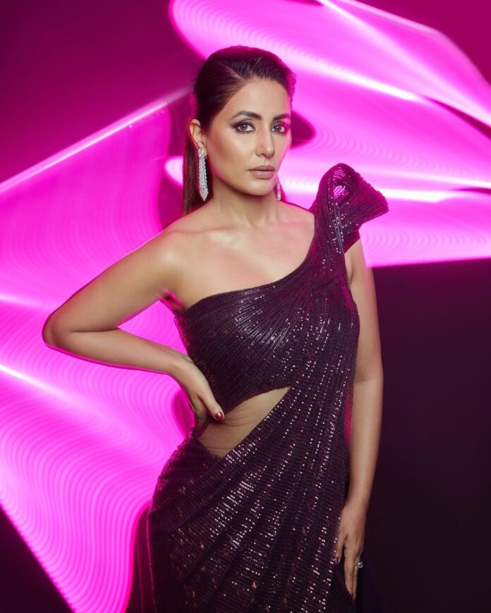 Hina Khan amzing photos and beautiful fashion sense