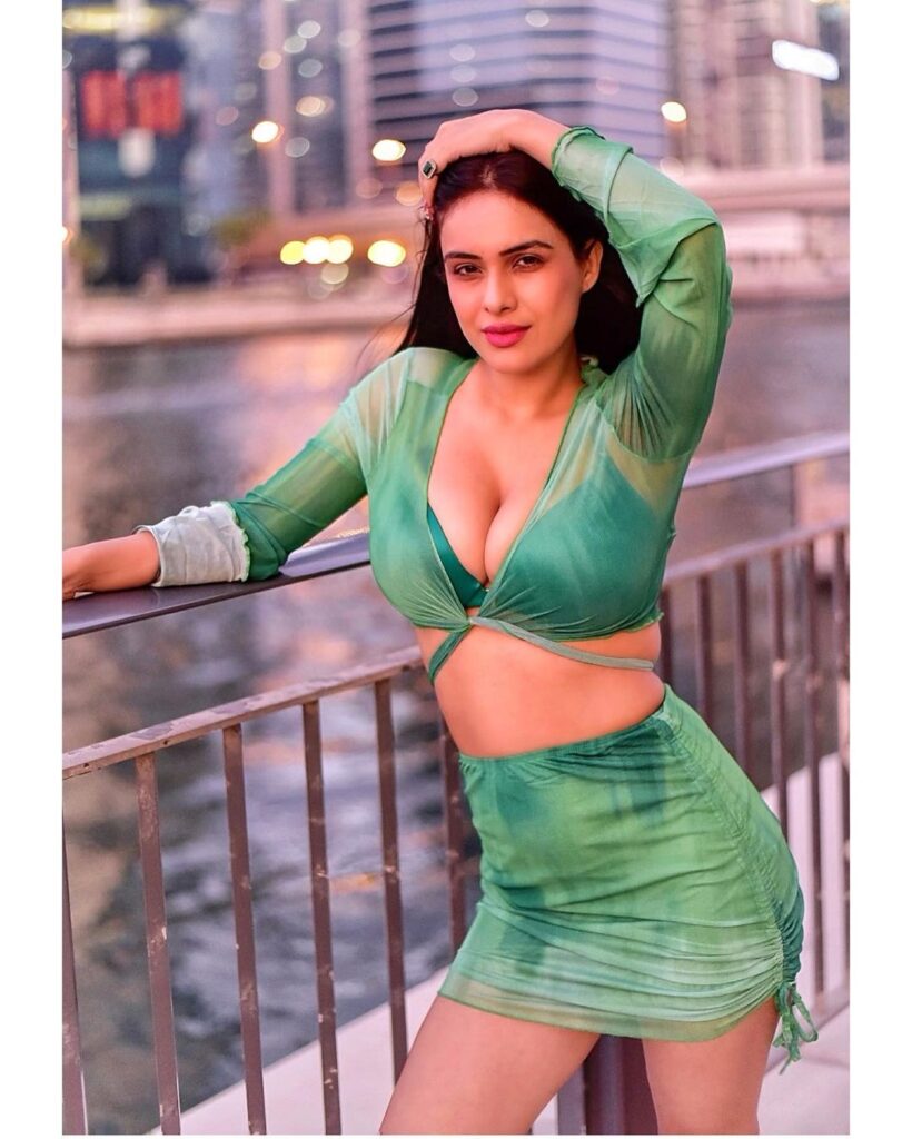 Neha Malik sexy photos